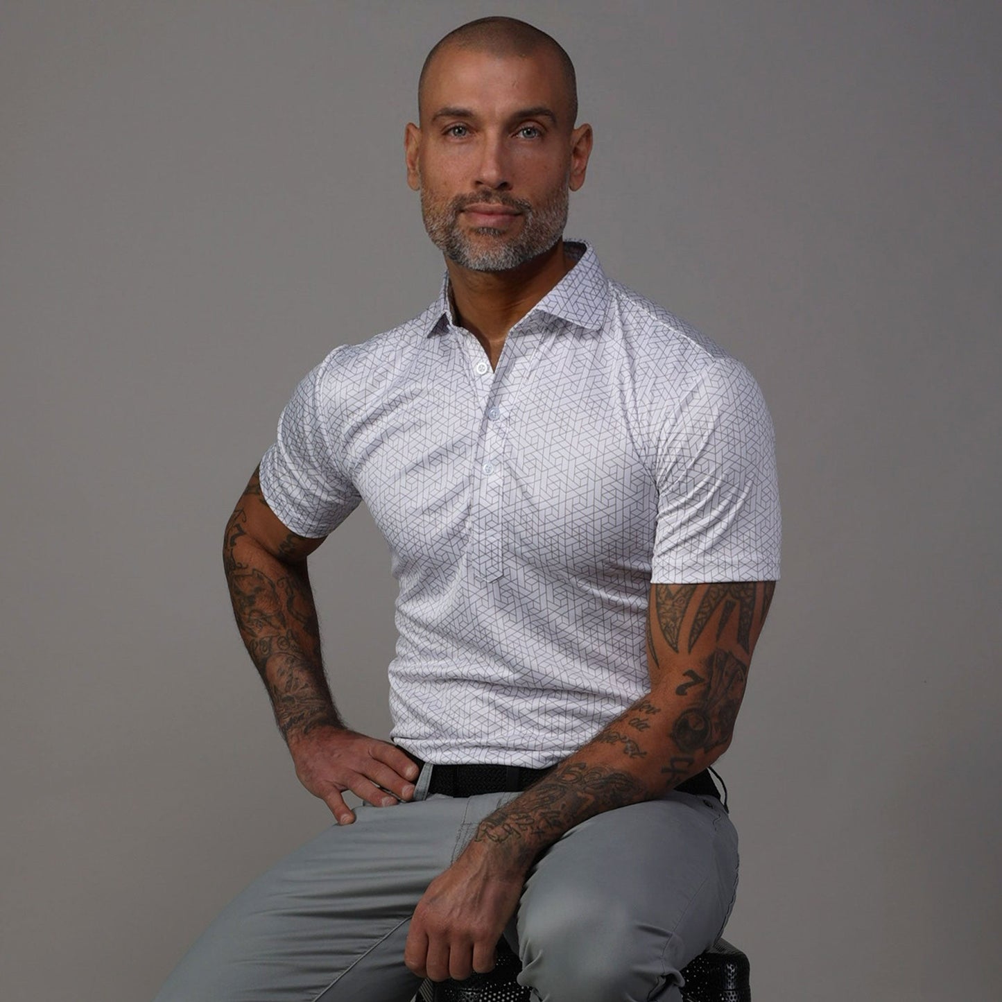 Semi-Spread Collar Polo White Geo