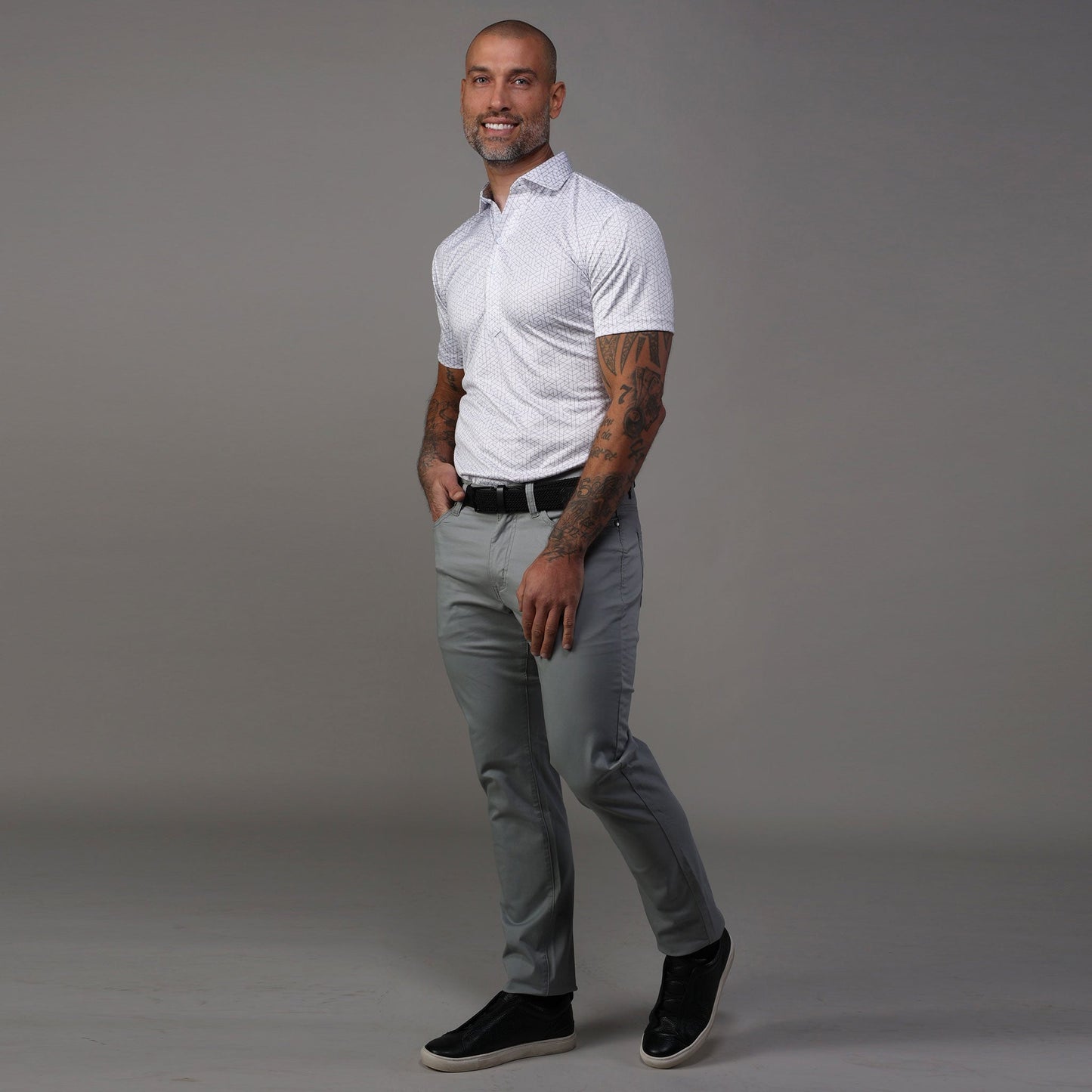 Semi-Spread Collar Polo White Geo